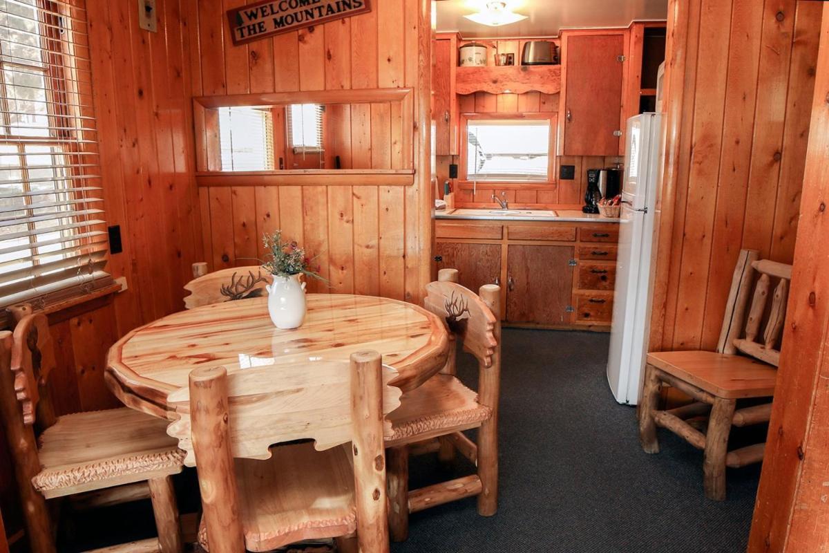 Lazy R Cottages- 2 Cabin Estes Park Eksteriør bilde